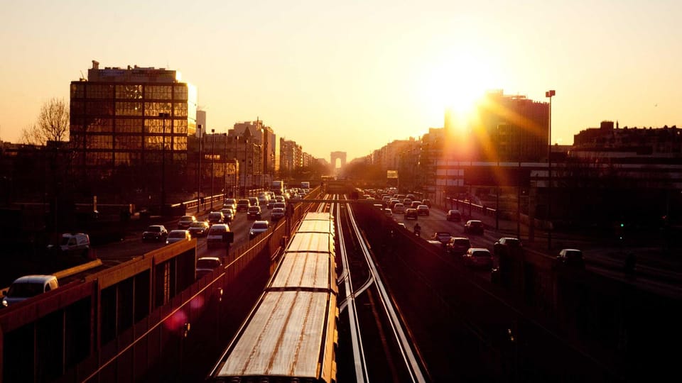 How to Build a $3K/Month Revenue Engine by Turning TikTok Duet Chains into a Paid Community Challenge Platform